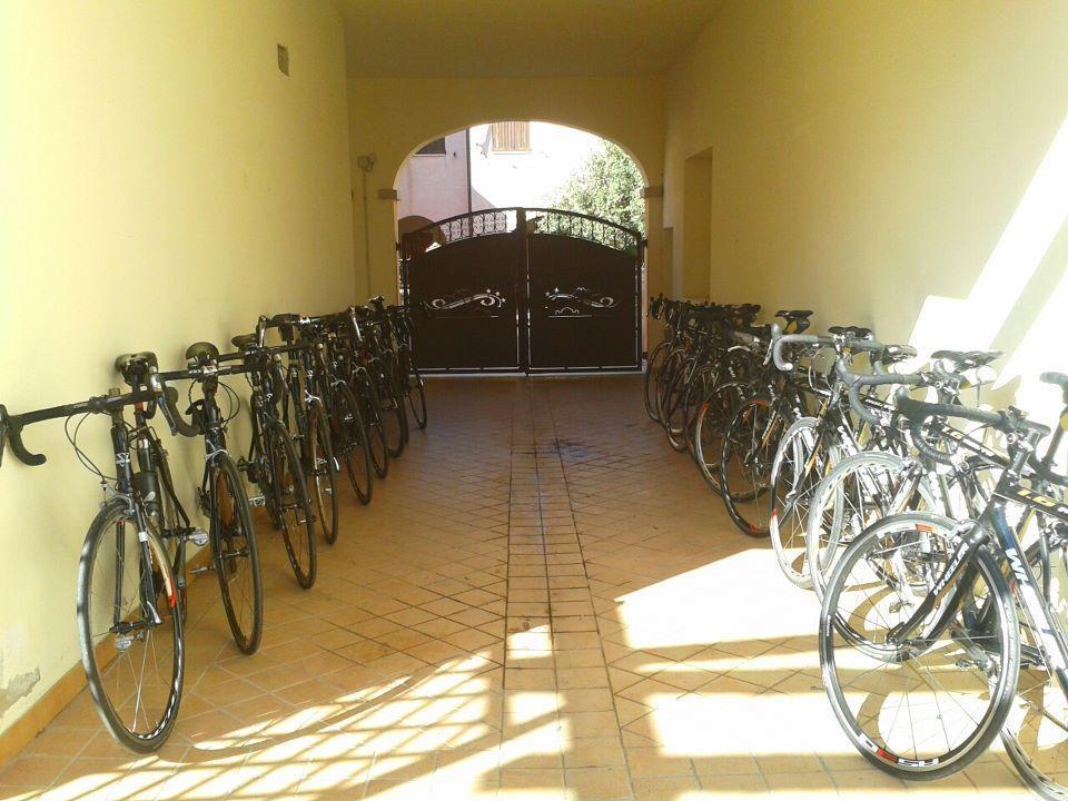 Hotel Castello Di Tavolara Loiri Porto San Paolo Exterior foto